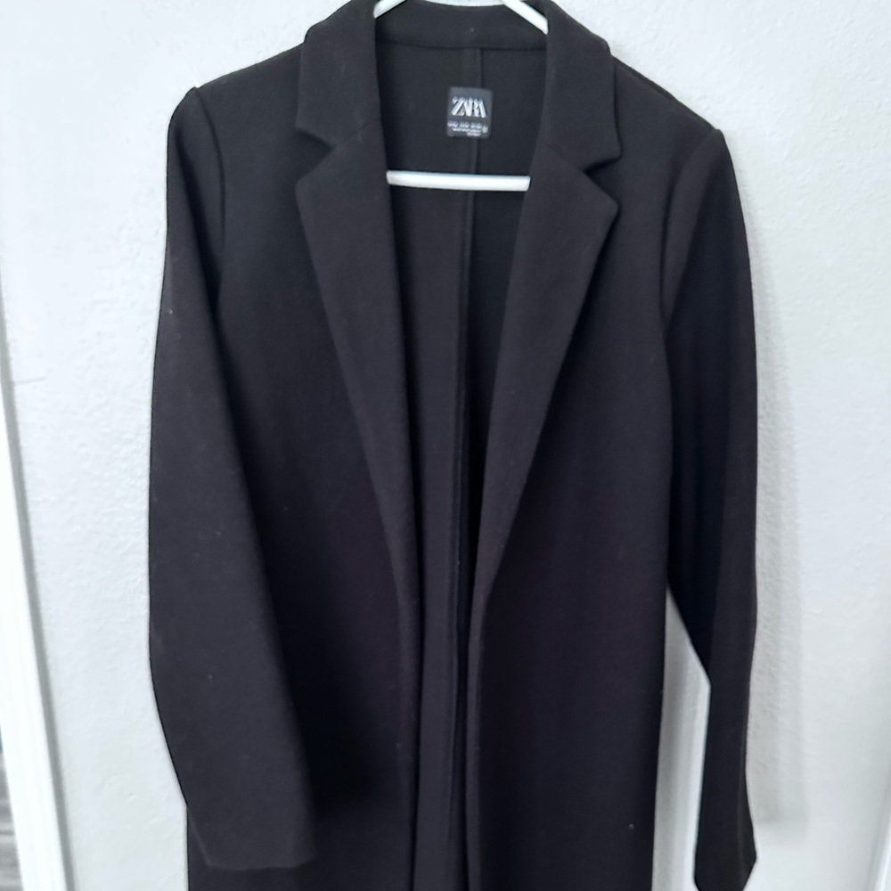 Black lapel coat